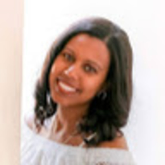 Meet your Posher, Amber - Picture 1 of 1